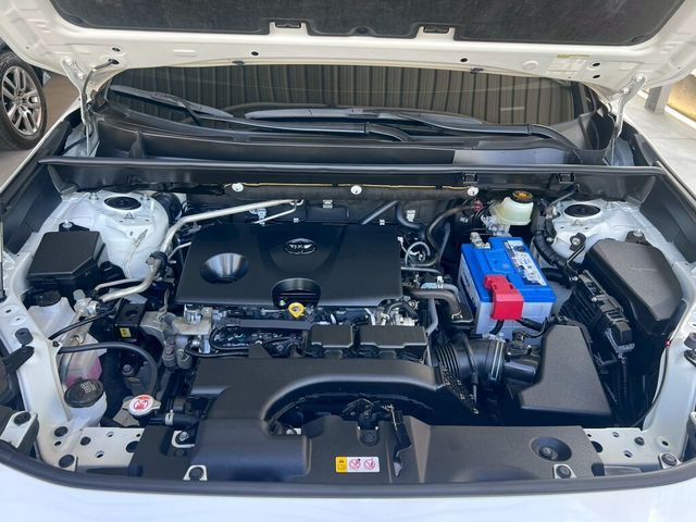 TOYOTA豐田 RAV4  第6張相片