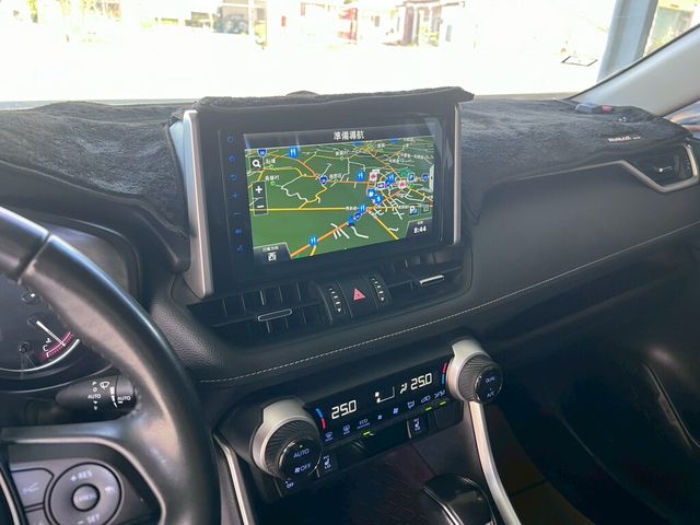 TOYOTA豐田 RAV4  第11張相片
