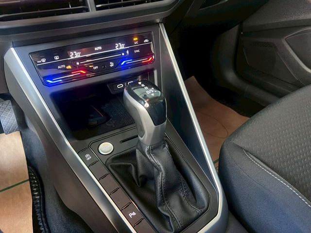 VOLKSWAGEN福斯 POLO  第13張相片