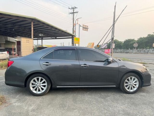 TOYOTA豐田 CAMRY HYBRID  第4張相片
