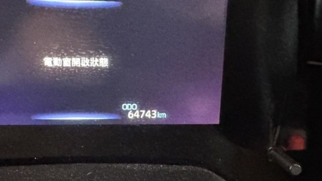 TOYOTA豐田 COROLLA ALTIS HYBRID  第7張相片