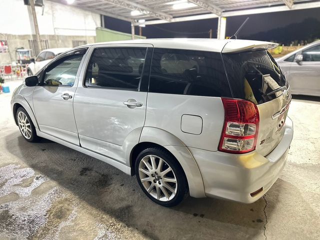 TOYOTA豐田 WISH  第6張相片