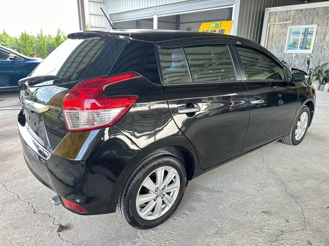 TOYOTA豐田 YARIS  第2張相片