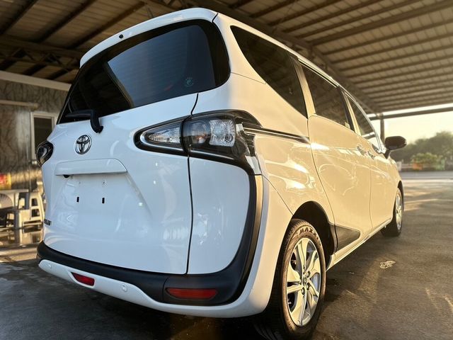TOYOTA豐田 SIENTA  第2張相片