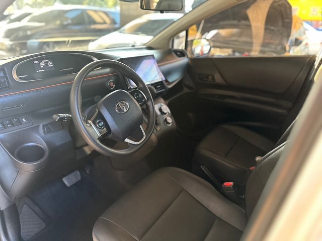 TOYOTA豐田 SIENTA  第9張相片