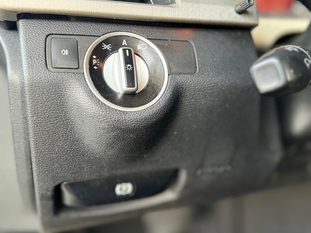 M-BENZ賓士 E200  第6張相片