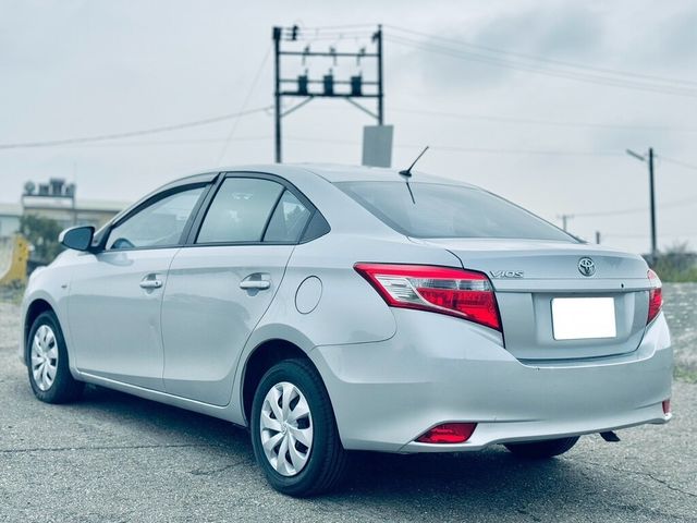 TOYOTA豐田 VIOS  第3張相片