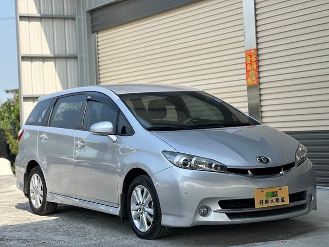 TOYOTA豐田 WISH  第3張相片