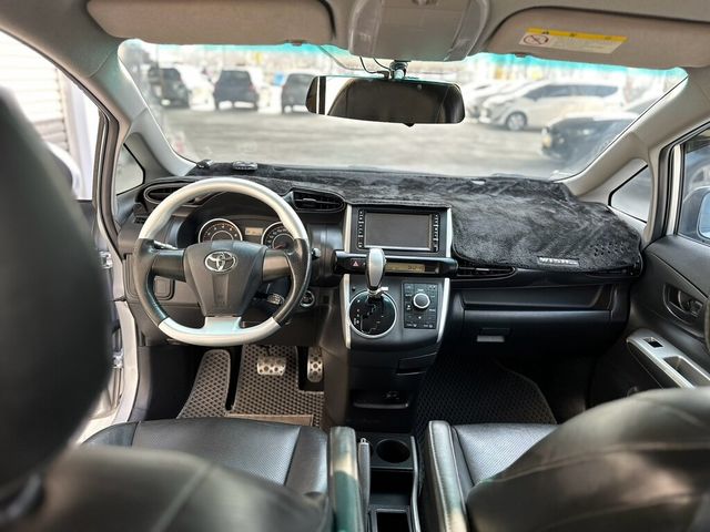 TOYOTA豐田 WISH  第10張相片