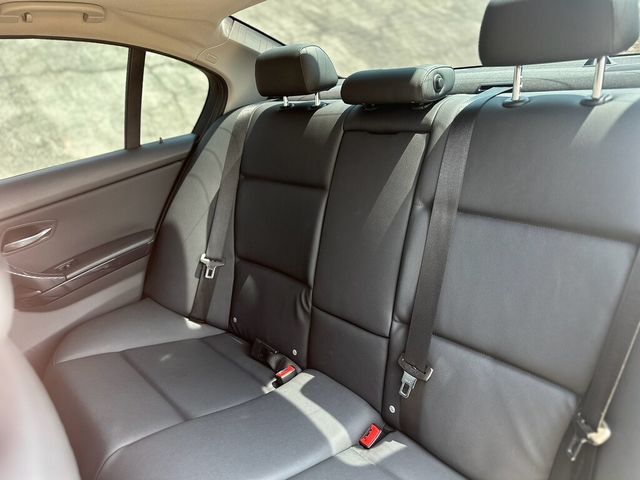 BMW寶馬 320I  第12張相片