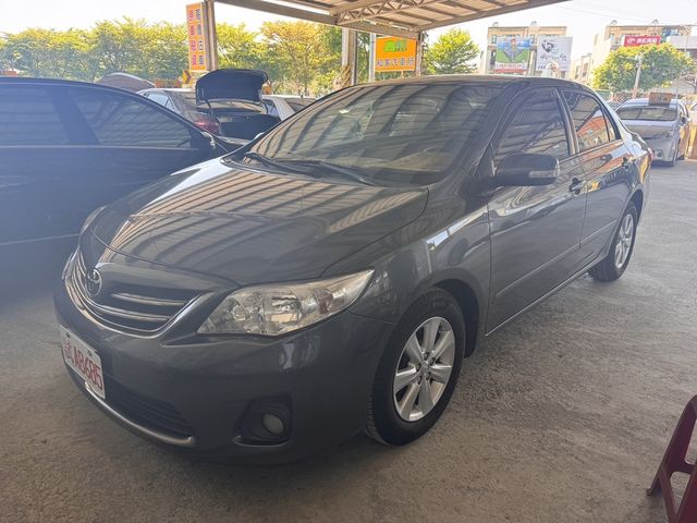 TOYOTA豐田 ALTIS  第1張相片