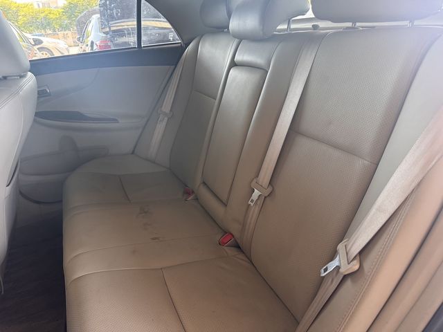 TOYOTA豐田 ALTIS  第6張相片