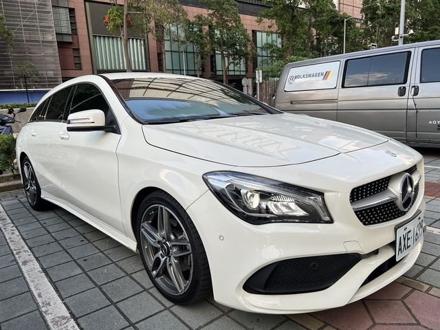 M-BENZ賓士 CLA200  第3張相片