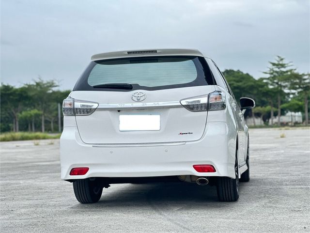 TOYOTA豐田 WISH  第2張相片