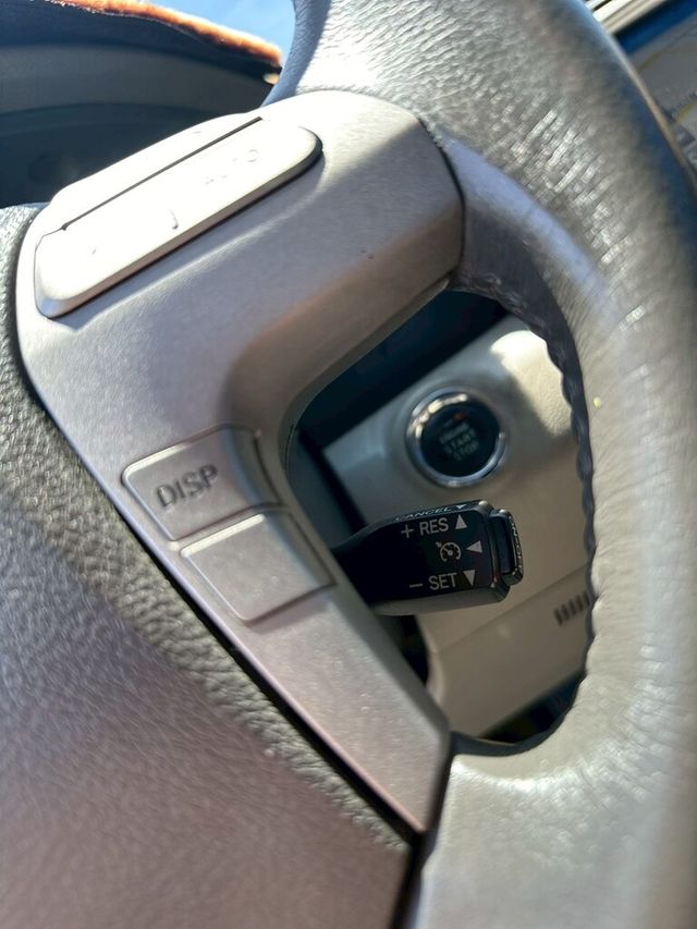 TOYOTA豐田 CAMRY  第6張相片