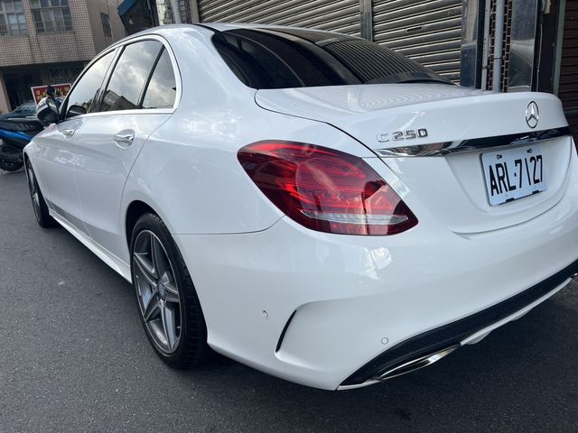 M-BENZ賓士 C250  第6張相片