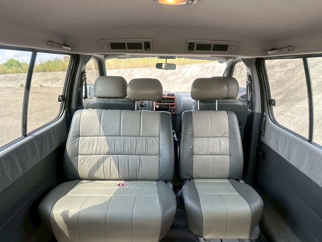 TOYOTA豐田 HIACE  第10張相片