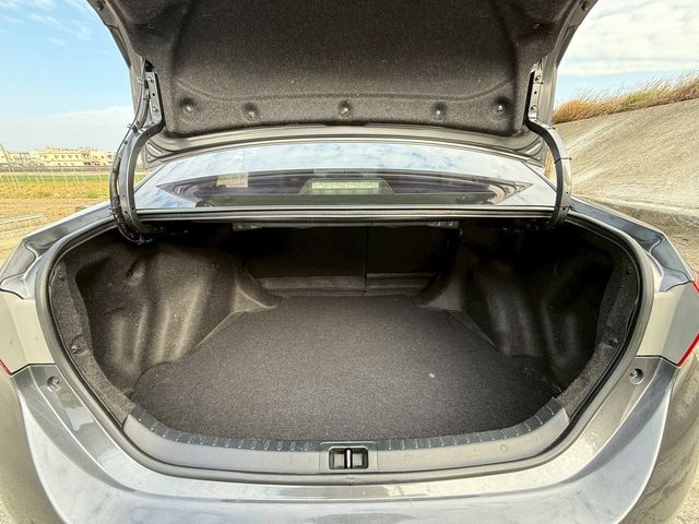 TOYOTA豐田 ALTIS  第15張相片