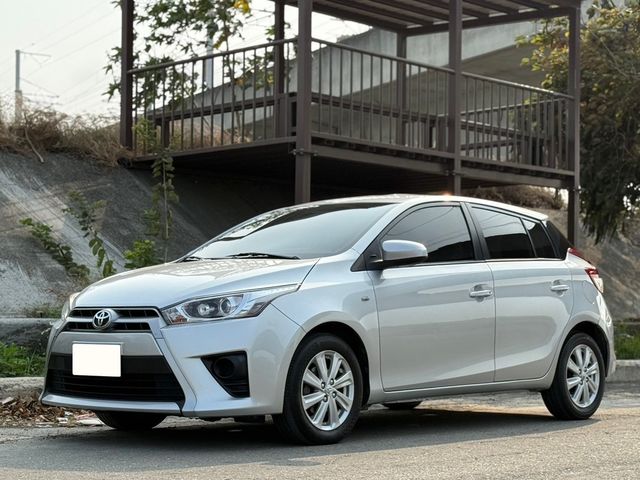TOYOTA豐田 YARIS  第1張相片