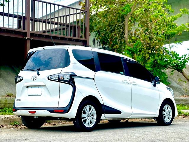 TOYOTA豐田 SIENTA  第2張相片