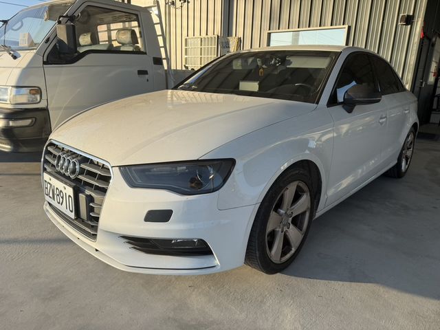 AUDI奧迪 A3 SEDAN  第1張相片