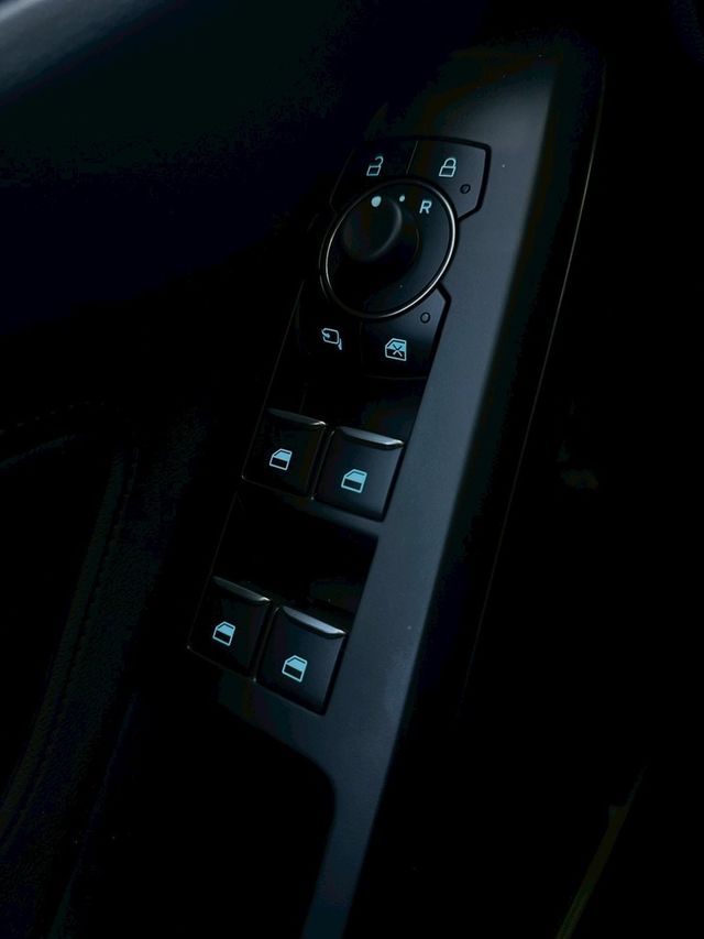 FORD福特 FOCUS  第11張相片