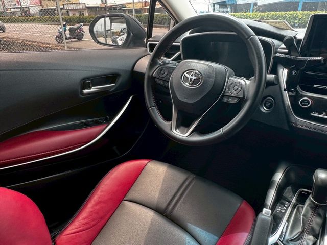TOYOTA豐田 ALTIS  第6張相片