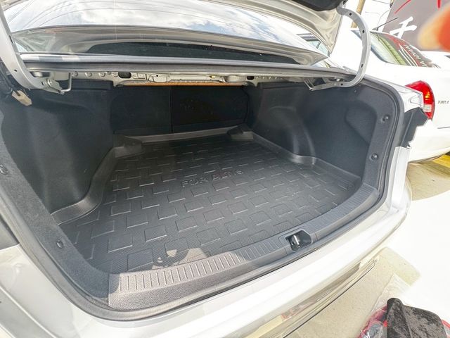 TOYOTA豐田 ALTIS  第18張相片