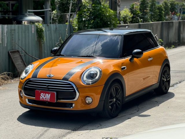 Mini Cooper 定速/Ikey/一鍵啟動/雙區恆溫/中控螢幕/倒車顯影/藍牙  第1張相片