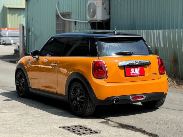 Mini Cooper 定速/Ikey/一鍵啟動/雙區恆溫/中控螢幕/倒車顯影/藍牙  第6張相片