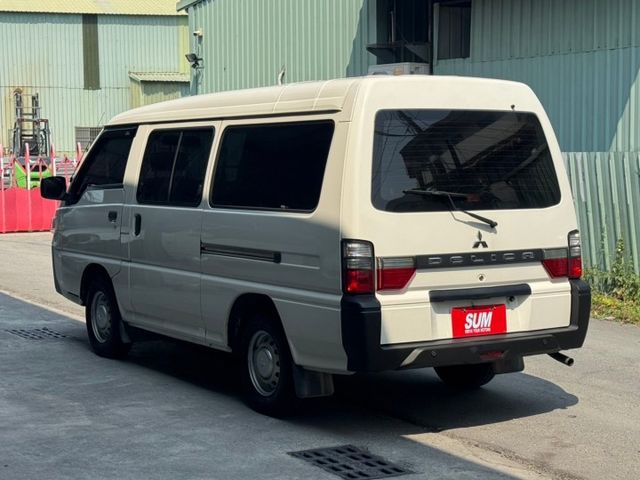 箱型發財車 載貨載人都方便!陪你上山下海 讓你擁有發家致富的機會!  第5張相片