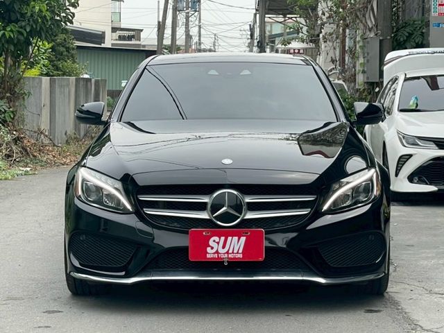 比AMG基本滿再滿 ! IKEY / ACC跟車 / CARPLAY大螢幕 / 冷熱通風椅 / 紅內裝 / 全景天窗  第2張相片