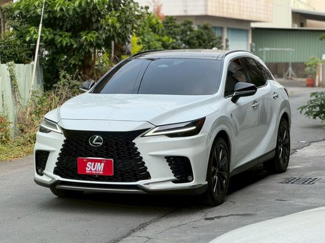 F-SPORT 酒紅內裝 日系進口奢華休旅 稀有釋出  第1張相片