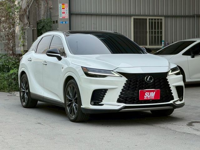 F-SPORT 酒紅內裝 日系進口奢華休旅 稀有釋出  第3張相片