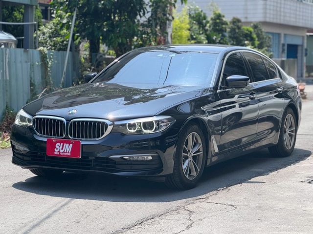 520i 白金旗艦版 升級寶馬專屬安卓機/5AS智慧駕駛/雙前電動椅/Ikey/LED頭尾燈/電子手煞/Autohold  第1張相片