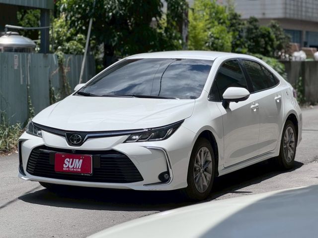 1.8豪華 ACC跟車系統/恆溫空調/360環景系統/藍牙/電收後視鏡  第1張相片