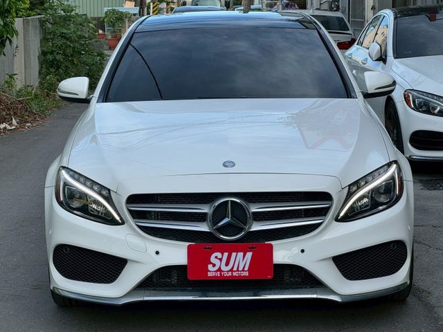 4Matic 定速/柏林之音/藍牙/電動椅/電熱椅/全景天窗/盲點偵測/後座出風口  第3張相片