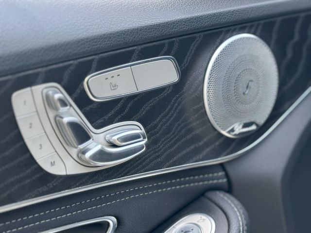 4Matic 定速/柏林之音/藍牙/電動椅/電熱椅/全景天窗/盲點偵測/後座出風口  第13張相片