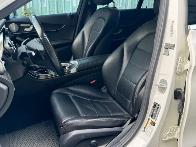 4Matic 定速/柏林之音/藍牙/電動椅/電熱椅/全景天窗/盲點偵測/後座出風口  第19張相片