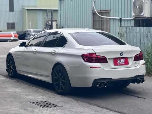 520D 引擎水路已整理!! 升級黑頂棚/摸門解鎖/定速/升級專屬安卓機/改裝音響/電動椅/倒車顯影/電子手煞  第6張相片