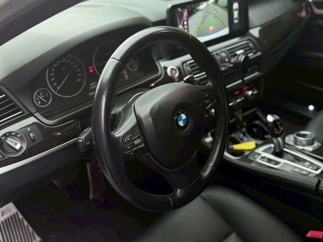520D 引擎水路已整理!! 升級黑頂棚/摸門解鎖/定速/升級專屬安卓機/改裝音響/電動椅/倒車顯影/電子手煞  第7張相片