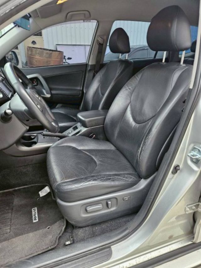 定速巡航 電動座椅 恆溫空調 便宜空間大  第10張相片
