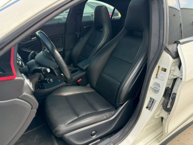 倒車顯影 柏林音響 IEKY 摸門 天窗 HK 盲點 雙前座電動加熱座椅 45包  第10張相片