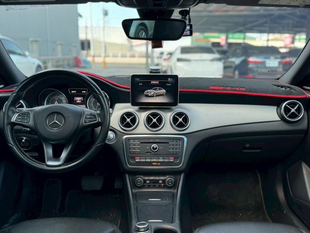 倒車顯影 柏林音響 IEKY 摸門 天窗 HK 盲點 雙前座電動加熱座椅 45包  第16張相片