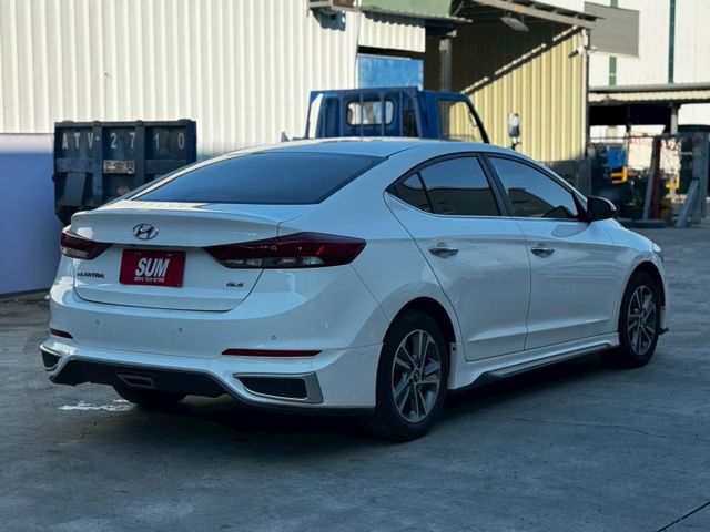 SUPER ELANTRA  第6張相片