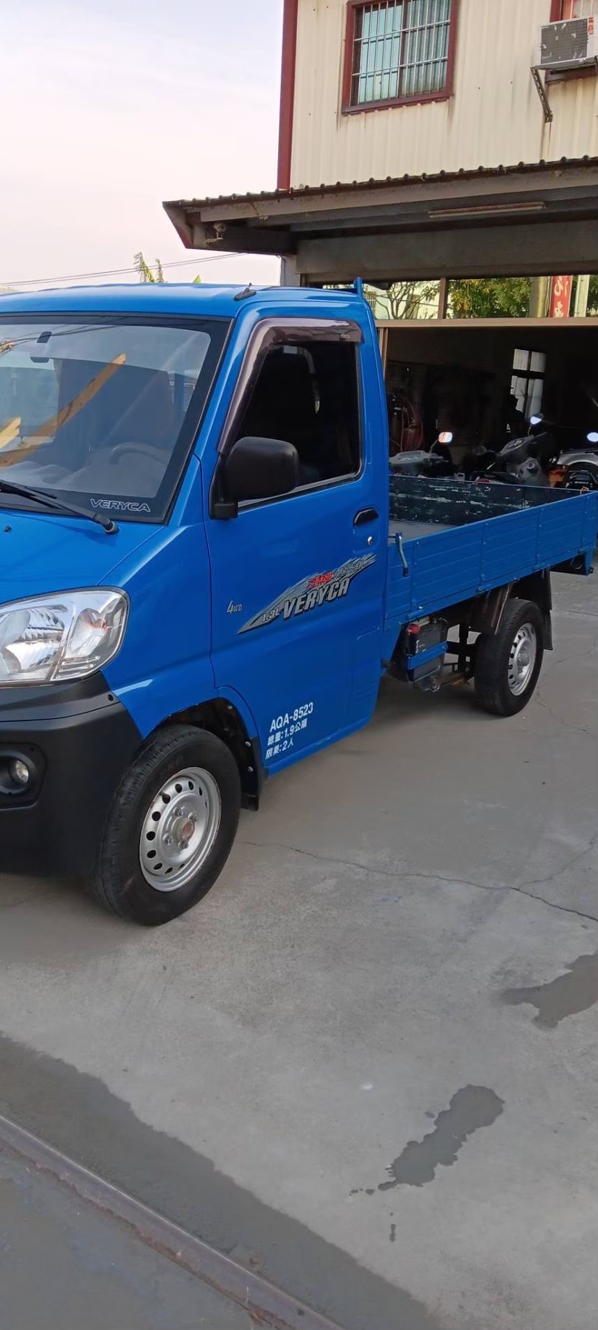 15。中華菱利貨車4WD。手排一手車。免30!!  第7張相片
