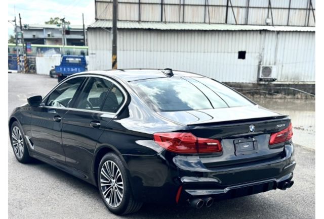 2019年 BMW G30 530i 未領牌  第2張相片