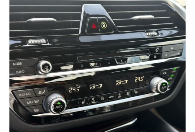 2019年 BMW G30 530i 未領牌  第4張相片