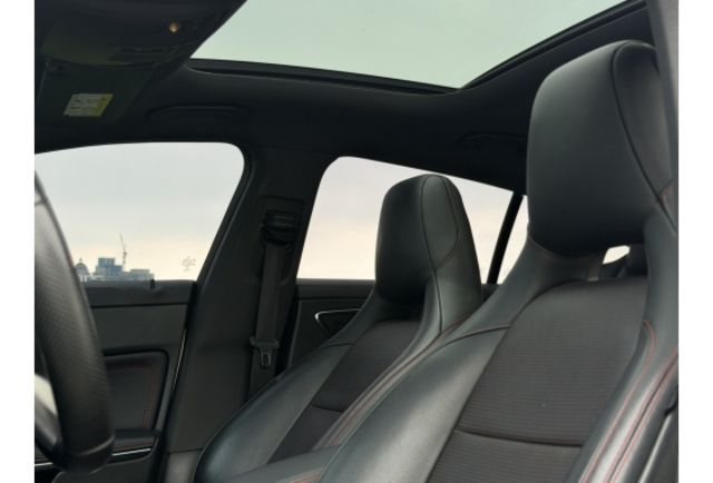 2016年 CLA250 SB  第8張相片
