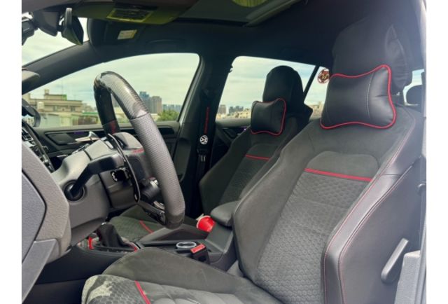 2020 年 GTI 7.5 Performance  第10張相片
